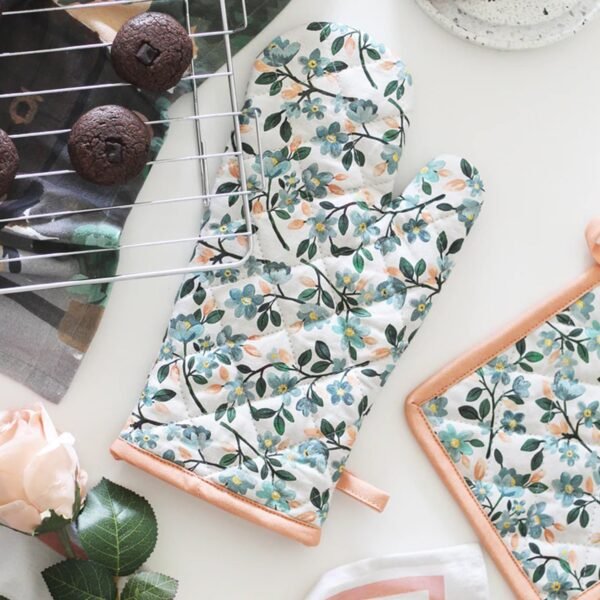 03_49ef51cd-9873-4093-91b3-40655fbf988d.jpg Professional Cotton Oven Mitt gloves