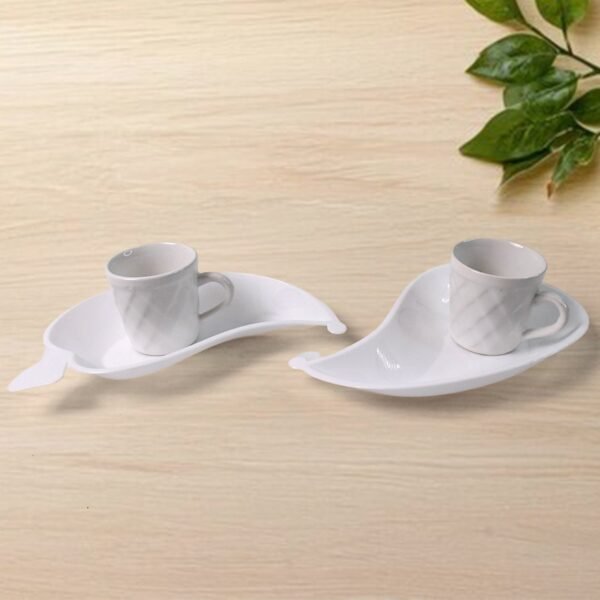 Unibic Ceramic Tea Cups With Plastic Leaf Shape tray / Platter (6 Pcs Set)