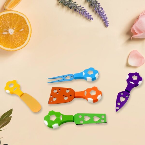 03_53fca709-becc-4e7a-b269-ba341d8b1b71.jpg Football Soccer Cheese Knife Set (5 Pcs Set)