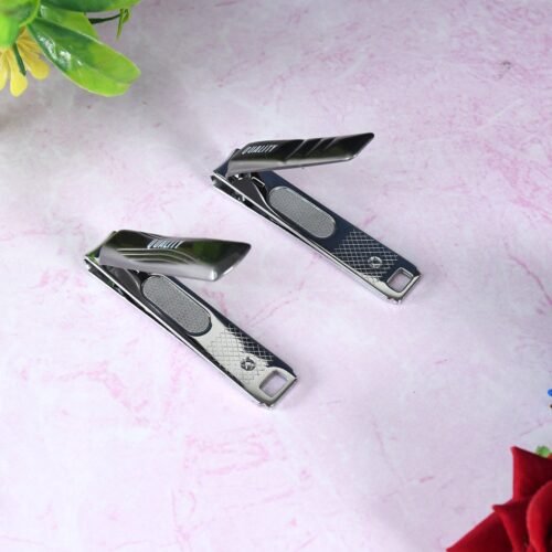 03_66b8ae1f-6ad6-4db9-bbe3-9219ceca1bed.jpg Stainless Steel Folding Portable Large Nail Clippers with Nail File (1 Pc)