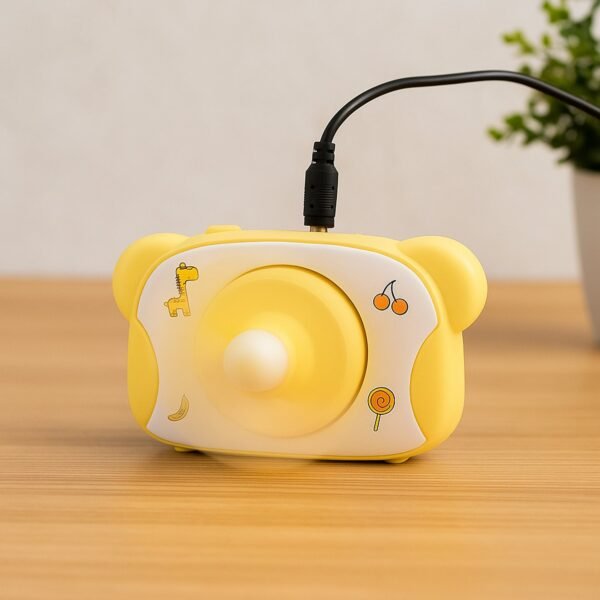 03_7041a01e-1b7c-4eaa-a2ca-9372ddbf25b0.jpg Cute Bear-Shaped Mini Rechargeable Fan (1 Pc)