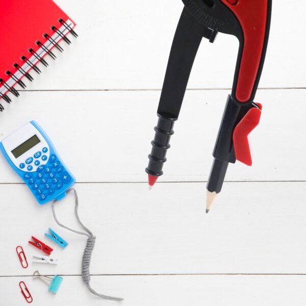 03_75074384-0fe7-4675-8a4b-82d0714baf84.jpg 2 Pc Geometry Set – Built-in Pencil Grip & Transparent Plastic Protractor