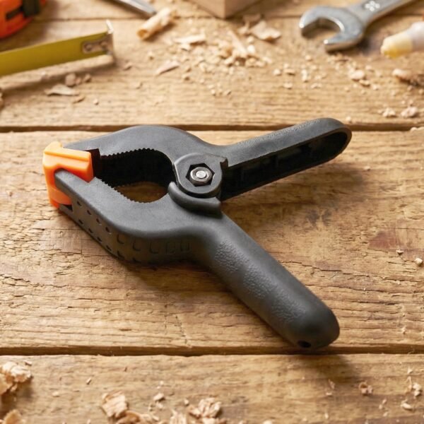 03_787a7a4d-e257-4652-8009-961d8d9f9235.jpg Heavy-Duty Spring Clamp (1 Pc)