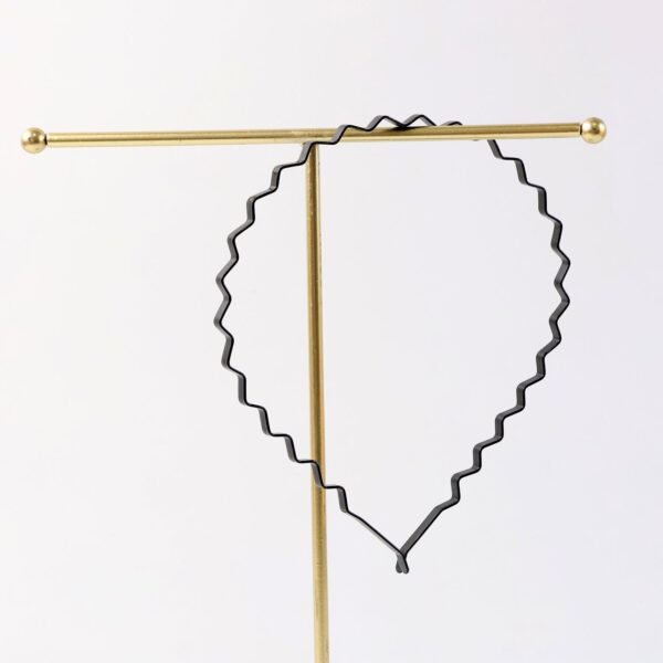 03_7bd78ac5-9d3c-4809-8feb-3474dad76c18.jpg Premium Metal Zigzag Hair Bands for Men & Women (6 Pc)