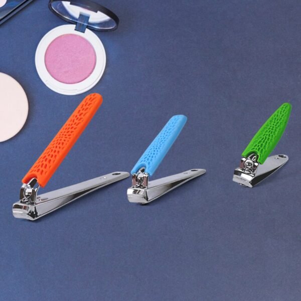 03_7c8b9af6-9dce-448a-b907-6c7d0f1f6402.jpg 3 in 1 Nail Clipper Set, Compact Nail Cutter Big Size and Small Sizes