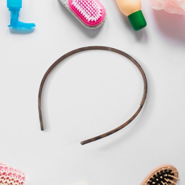 03_81fab19a-da0f-49f3-8c64-a42f408aa403.jpg Plastic Simple Headbands Comb Headbands Hairbands (1 Pc)