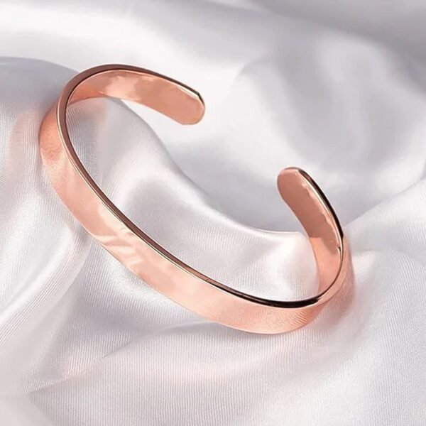 03_8502efaf-98b1-4508-ba75-7ae98ffd64a3.jpg Elegant Rose Gold-Plated Open Cuff Bracelet Kada (1 Pc)