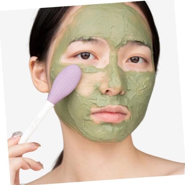 03_8fc5a8dc-8002-4030-be2a-7e773b43ba0c.jpg 2-in-1 Silicone Mask Brush for Cleansing & Mud Mask Application