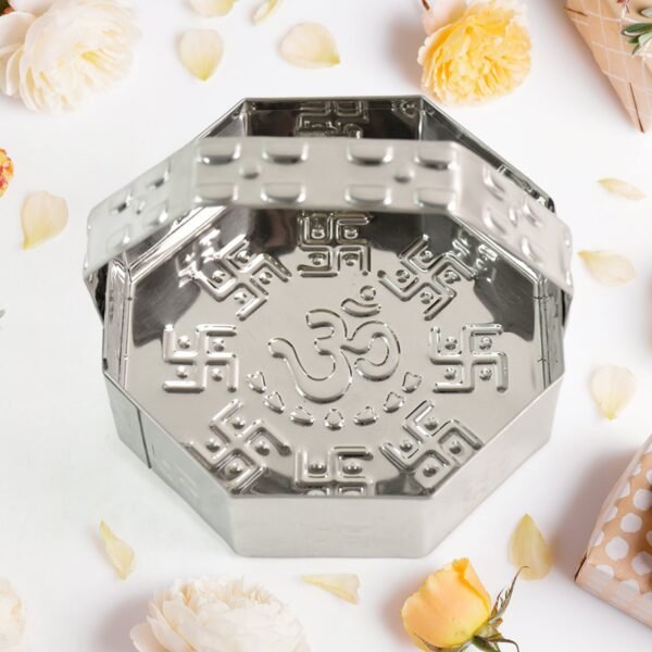 03_c42e498d-90ba-403d-bc89-eb547d5a2073.jpg Traditional Stainless Steel Octagon Pooja Basket 1 Pc with Handle