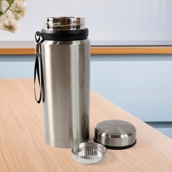 03_c546d454-c5de-4fed-94b6-7d29945638c1.jpg Stainless Steel insulated Vacuum Water Bottle (1000ml)