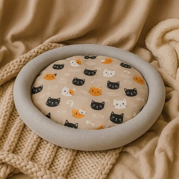 03_d22ce27e-8a28-49ce-b8c7-ae151084480a.jpg Round Soft Plush Cat Bed with Cartoon Cat Print Cushion 1 Pc