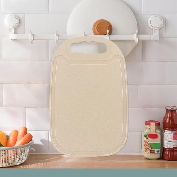 03_deb0fab1-8b2c-4d96-a2ea-4f6e8575adcf.jpg Durable Plastic Chopping Board 34x23 cm (1 Pc)