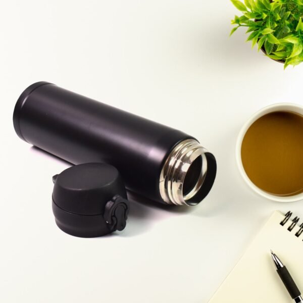 03_e6f60af5-57d5-4eda-8f2e-dfa294003c9a.jpg Water Bottle for Kids – Insulated Stainless Steel Bottle (500 ML / Mix Color)