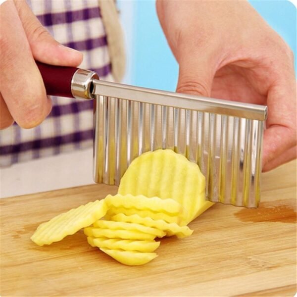 03_ed04a68e-37d8-4dc3-8363-7f71120def37.jpg Stainless Steel Crinkle Cutter Knife for Salad and Vegetables