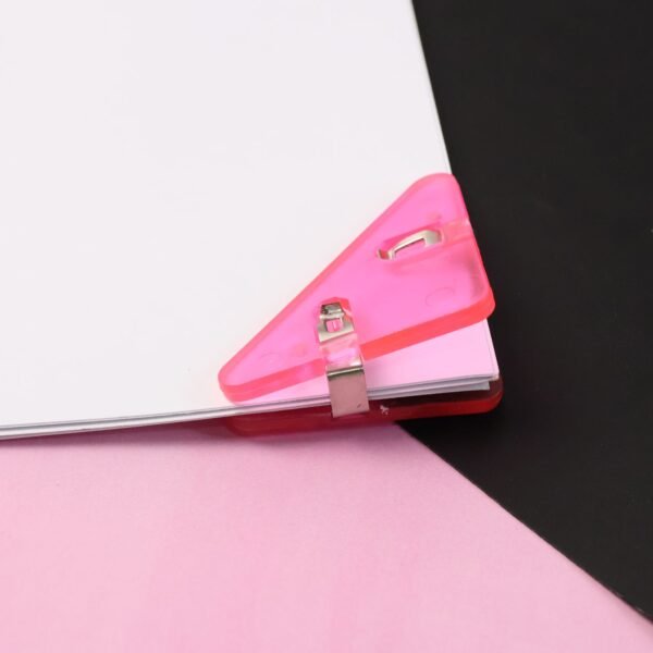 03_paper-punch.jpg Triangle Paper Clips | Small Corner Clips for Paper, Document Clip (1 pc)