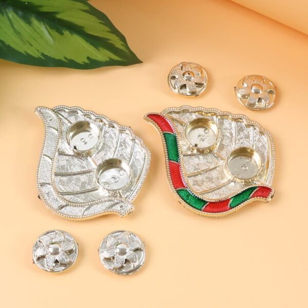 Leaf-Shaped Decorative Pooja Thali - (1 Pc)