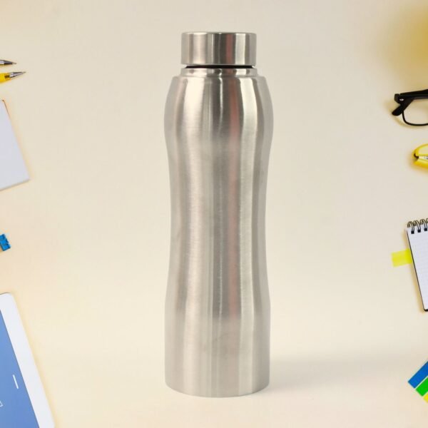 04_01e55d00-493c-47bd-b2f8-1f99a025388f.jpg Stainless Steel Double Wall Vacuum-Insulated Drink Water Bottle (1000 ML Approx)