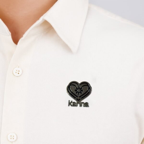 Stylish Metal Badge Pin – Single Piece (Random Design)