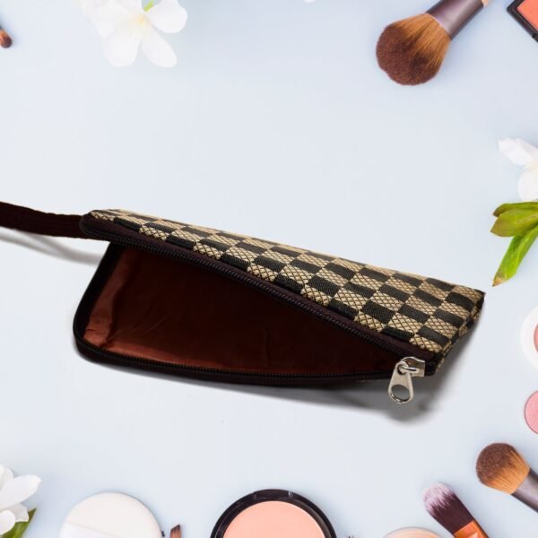 04_0a76b372-8300-4974-81e3-d09de43513b9.jpg Reusable Multipurpose Washable Women's Pouch with Zip (Mix Design / Mix Size)