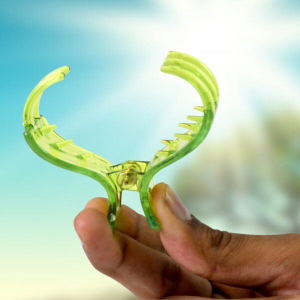 04_3a6a44a4-11d2-4200-8c2a-93ef5ad84aa0.jpg Big Hair Clips Girls Kids Hair Accessories (6 Pcs Set / Transparent)