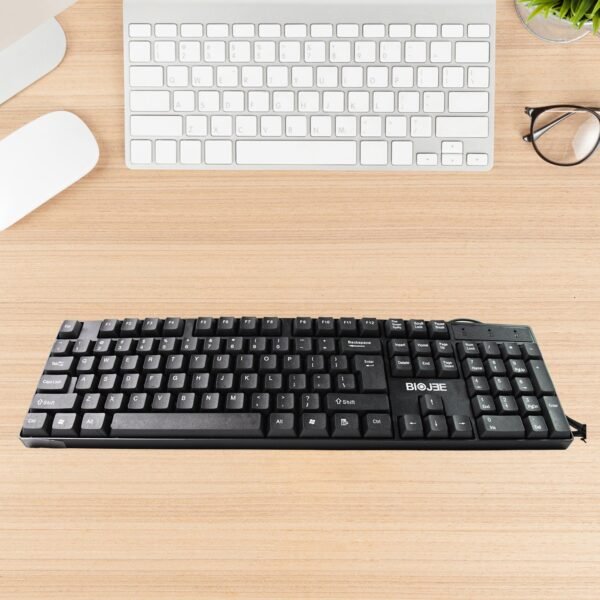 04_40be3691-b52a-43e9-8a83-c9d839080791.jpg Wired USB Keyboard 104 Keys (1 Pc)