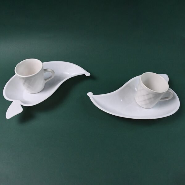 Unibic Ceramic Tea Cups With Plastic Leaf Shape tray / Platter (6 Pcs Set)