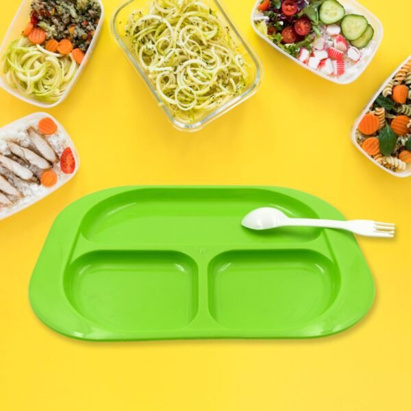 04_538e9a2f-9970-4506-aeff-c6341c7310a7.jpg Biodegradable 3-Compartment Plastic Food Plate with Spoon for Snacks (1 Pc)