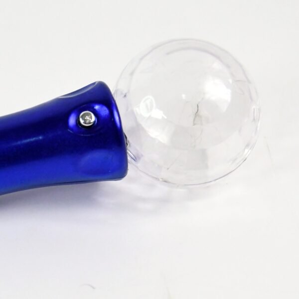 04_5f2c06c6-3367-44a6-be67-2e2f8fdcb255.jpg Mini Light Up Torch LED