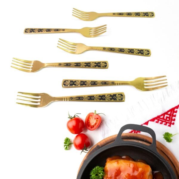 04_61bf3b6e-66bd-4c5a-83fa-f1deb02a8be9.jpg Stainless Steel Premium Fork Traditional Design Tablewar (6 Pcs Set / Golden)