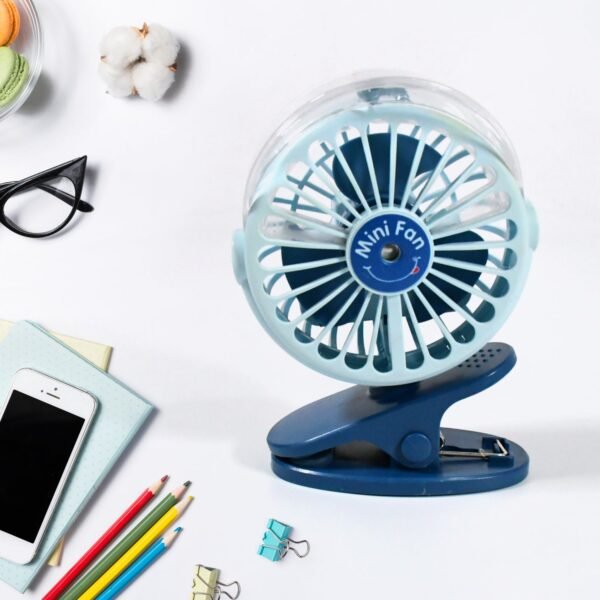 04_73a05522-1129-4131-8e91-da4f8cdcb3cf.jpg Portable Clip-on Fan, Battery Operated, With Light & Spray, Small Yet Powerful USB Table Fan, 3-Speed Quiet Rechargeable Mini Desk Fan, 360° Rotation, Personal Cooling Fan for Home, Office, Camping