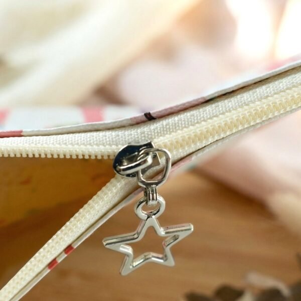 Printed Zipper Pouch (26 × 21 cm, 1 Pc)