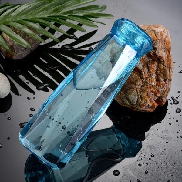 04_78b785f0-9512-4930-a2b4-0bb5ea99a18e.jpg Glass Fridge Water Bottle Plastic Cap For Home & Kitchen Use