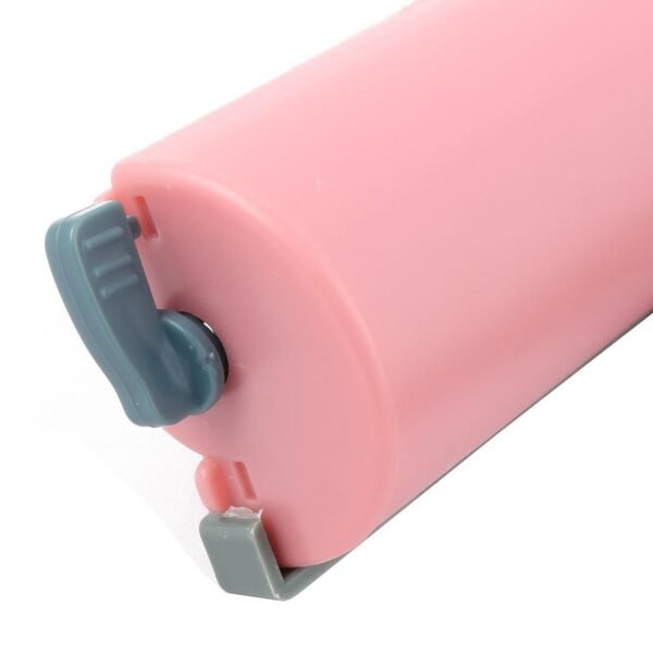 04_827ff1f2-4262-4909-b78e-6ce15d632da1.jpg Plastic Handle Sofa Bed Clothes Lint Hair Dust Remover Cleaning Brush (1 Pc)