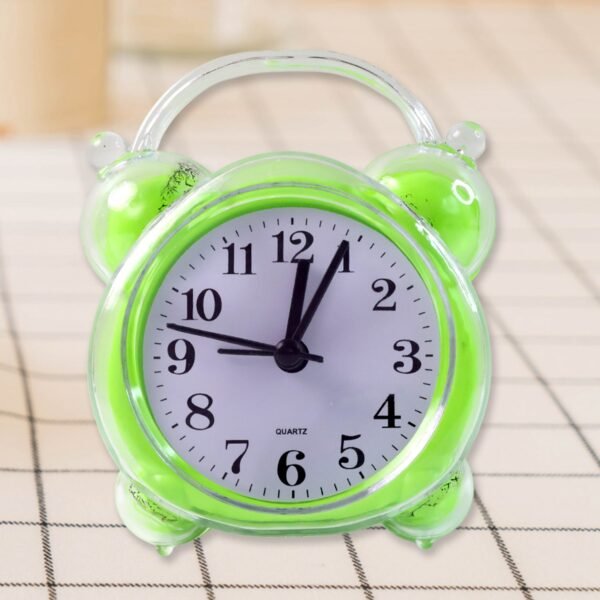 04_82ce0491-a7f3-4828-8ba7-e42ba6a773a1.jpg Classic Quartz Alarm Clock (1 Pc)