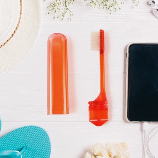 04_9918d73e-462a-4a40-8a07-0a066c7e46ff.jpg Portable Folding Toothbrush with Built-in Travel Case (1 Pc)