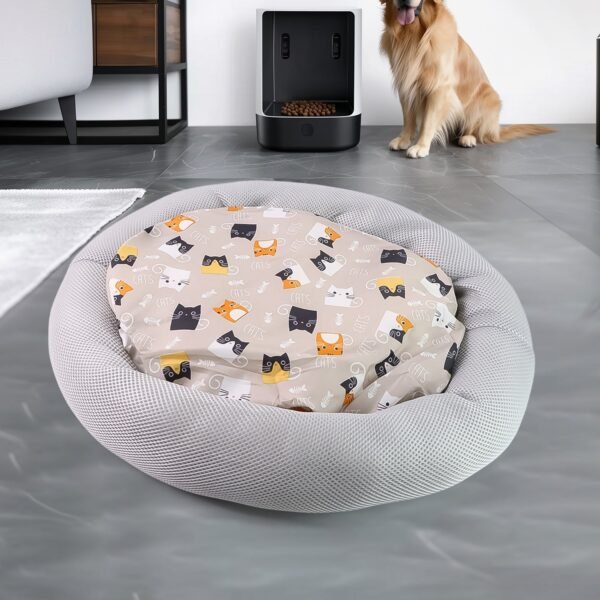 04_ac80361b-9506-4e8a-be48-f7e7159d89a4.jpg Round Soft Plush Cat Bed with Cartoon Cat Print Cushion 1 Pc