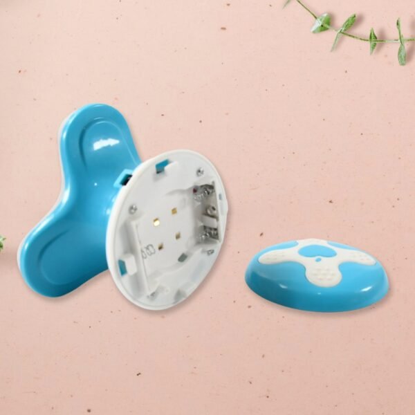 Triangle USB Mini Massager Multifunction (1 Pc/ Battery Not Included)