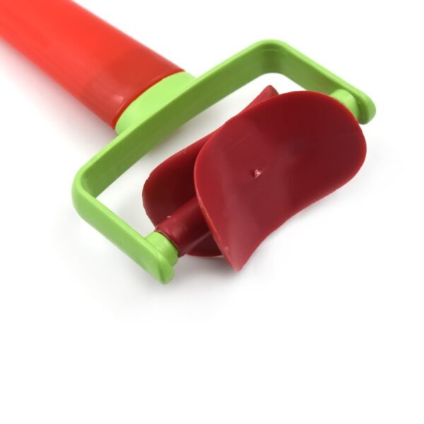 04_addc8c1f-16f5-473c-a800-9669fdd7cc9b.jpg Cookie Rolling Cutter – Easy-to-Use Tool for Making Cookies & Snacks