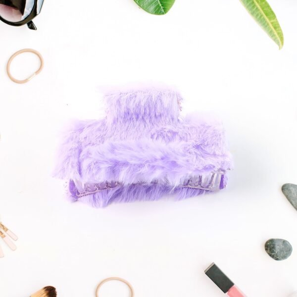 04_b182f1f8-5643-43b8-b96b-645582ae4d32.jpg Soft Velvet Furry Hair Clutcher Clips Set (12 Pc)