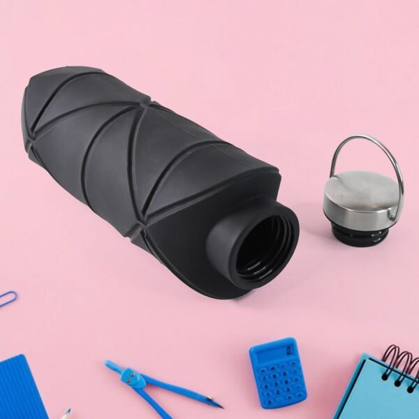 04_d05a5125-cb16-41a1-b5a5-39f99d904b9f.jpg Collapsible Silicone Water Bottle Approx 750lML(1 Pc)