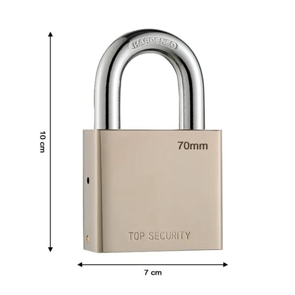 04_dc3e3745-c412-4d66-9ff0-ce6c46d324b7.jpg Heavy Steel Premium Square Padlock 70mm with 4 Keys Hardened Shackle for Doors