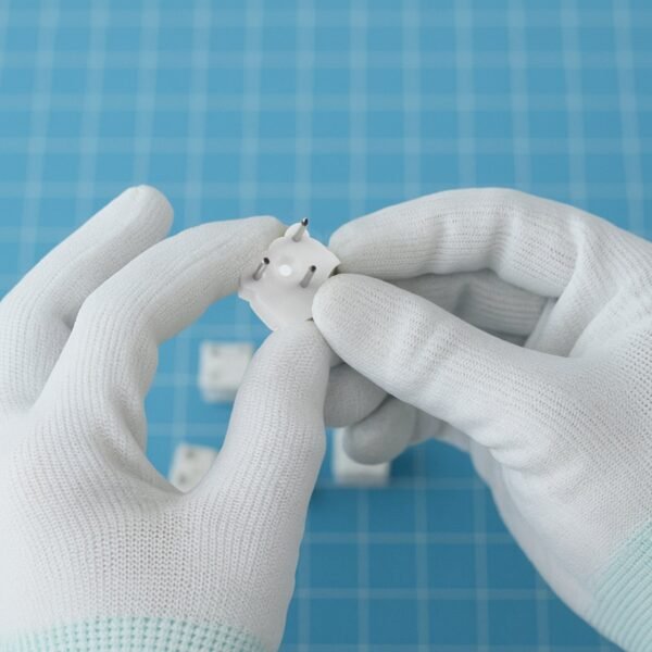 04_de38e27c-6772-4b53-8d0e-712e19fafa27.jpg Multi-Purpose Picture Hanging Kit