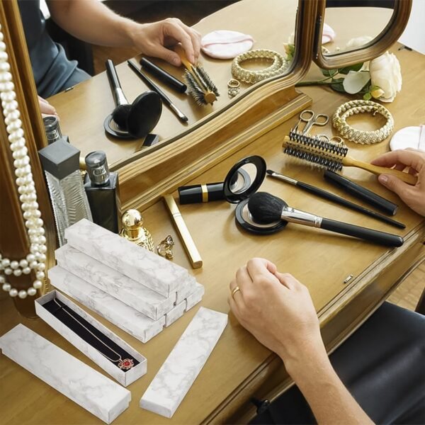 04_dfbeb8a4-8950-4b15-bf78-f0f4943d08e4.jpg Luxury Empty Gift Box (21x5cm & 1 Pc)