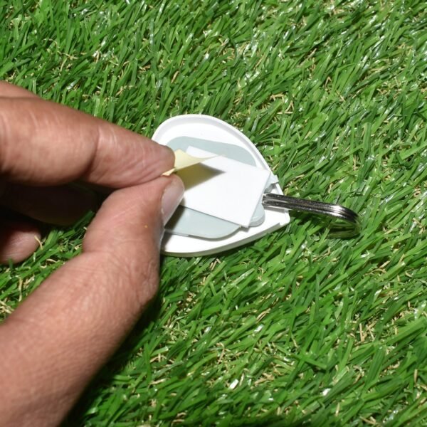 04_ea76963d-3123-4bb1-84c2-862367ee2920.jpg Plastic Self-Adhesive Kitchen 3Pc Hooks