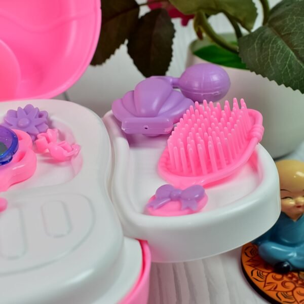 04_f8e23132-4383-4342-afd4-63a64ec80385.jpg Beauty Make up case and Cosmetic Set