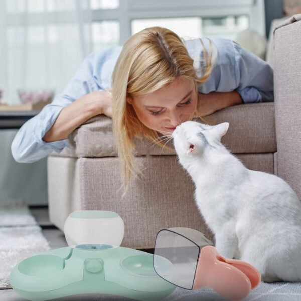 04_food-scoop.jpg 2-in-1 Pet Food Scoop with Bag Clip