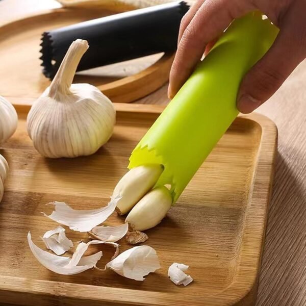 04_garlic-peeler.jpg Premium Silicone Garlic Peeler Tube (1 Pc)