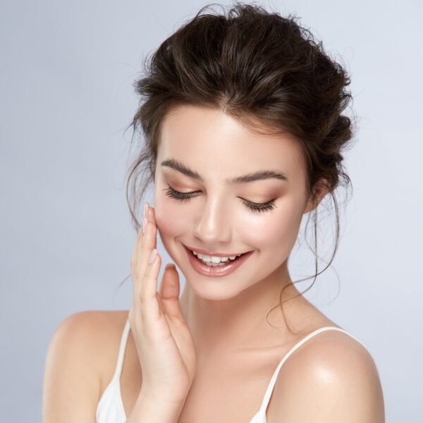 Rose Water Spray for Face & Skin Hydration - (1 Pc / 100ML)