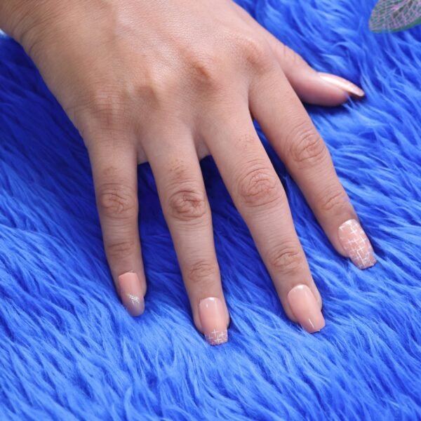 Elegant Nude Glossy Artificial Nail Tips fake nails (24 Pc Set)