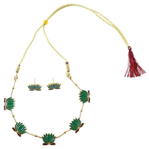 Traditional Green Lotus Design Necklace with Stud Earrings Set(1 Set)